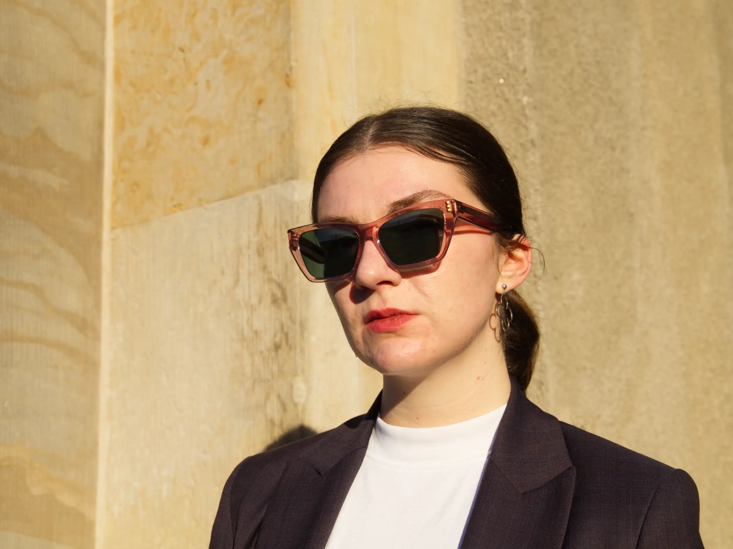 Lina-Luisa Sittig mit Sonnenbrille